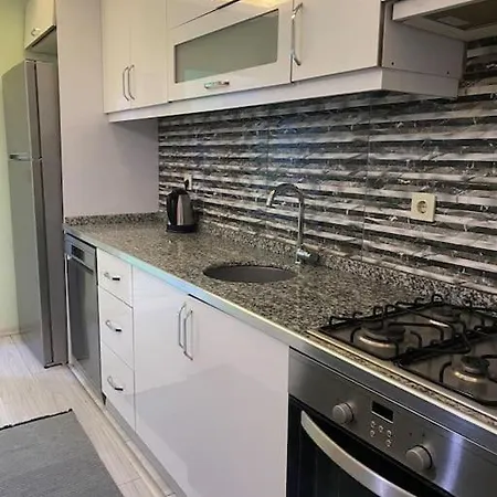 2+1 Acik Mutfak Apartamento *