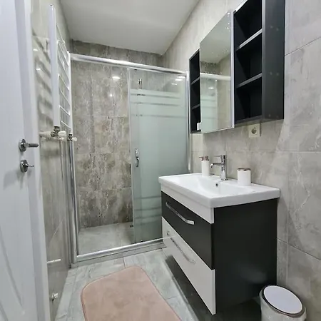 2+1 Acik Mutfak Apartamento *